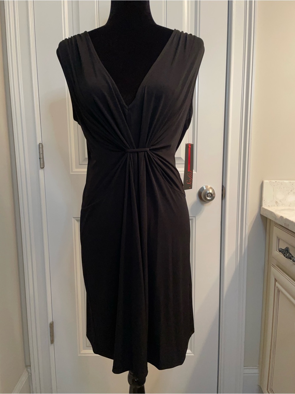 sofia by sofia vergara Black Draped V-Neck Knot-Front Midi Dress
